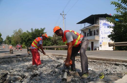 [重庆]战高温，璧山公路人“错时错峰”加强道路建管养 沥青网，sinoasphalt.com
