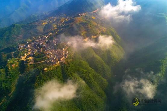 浙江8条盘山公路，窗外风景美到逆天 沥青网，sinoasphalt.com