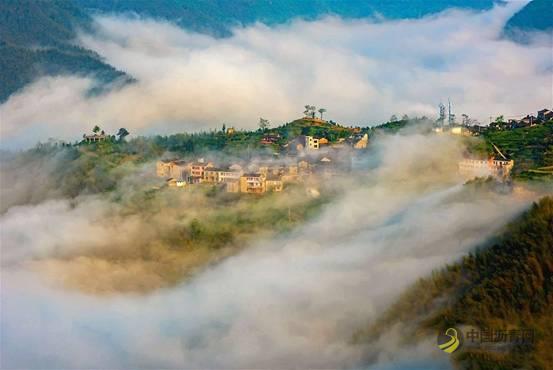 浙江8条盘山公路，窗外风景美到逆天 沥青网，sinoasphalt.com