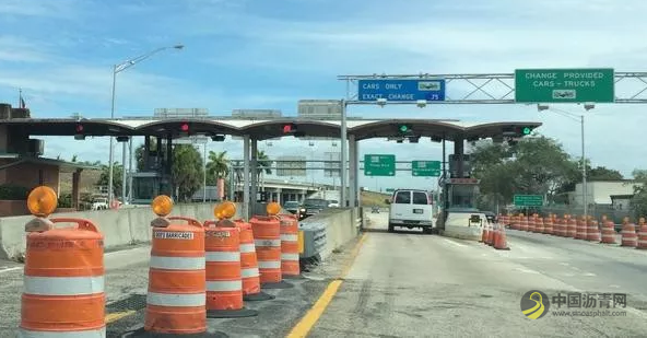 为什么高速公路是沥青路面，收费站却是水泥路面？ 沥青网，sinoasphalt.com