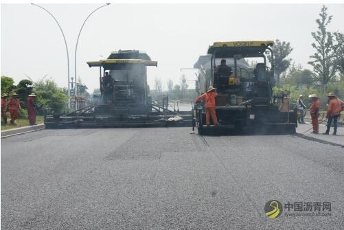 平湖SMA工艺现场会助推高水平建设“四好农村路”  沥青网，sinoasphalt.com