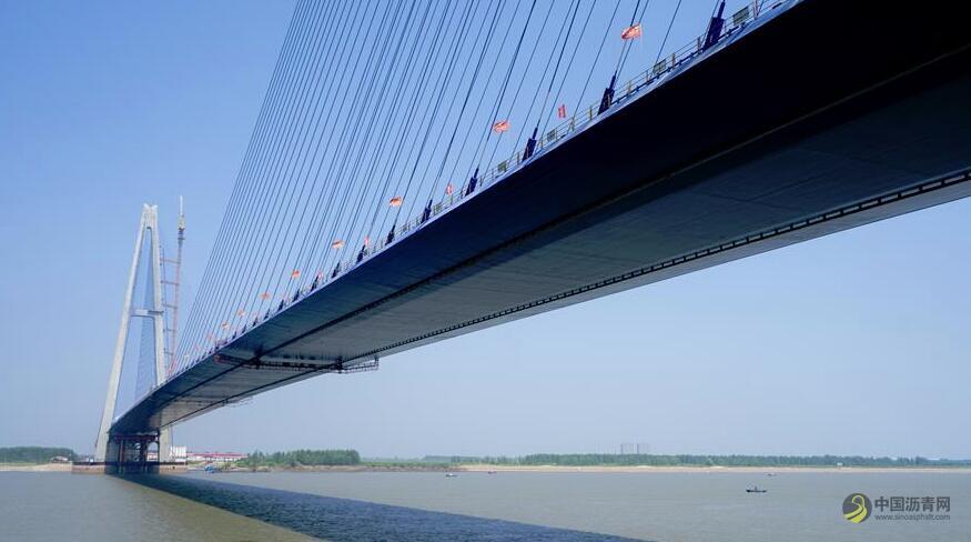 [湖北]长江上最宽大桥 武汉青山长江大桥主体工程完工 沥青网，sinoasphalt.com