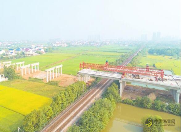 [湖南]G536汨罗段跨京广铁路桥计划明年元旦通车 沥青网，sinoasphalt.com
