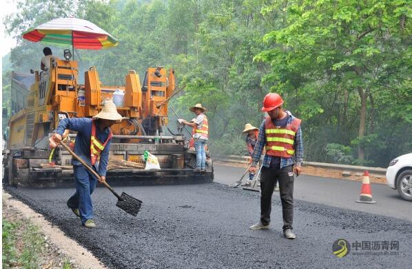 [广西]旧路焕新生 百姓俱欢颜——横州至莲塘公路大修工程纪实 沥青网，sinoasphalt.com