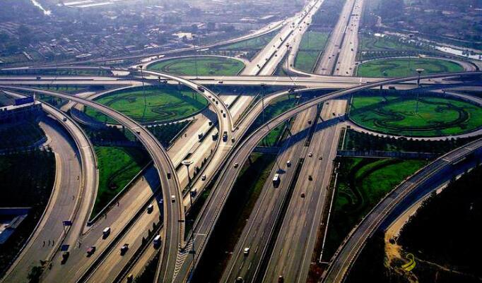 5D92F7617EF2D1569912673.jpeg 专家呼吁:用五大创新让中国路面更“长寿” 沥青网,sinoasphalt.com