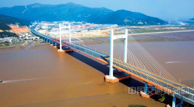 浙江甬台温高速公路复线灵昆至苍南段正式建成通车 沥青网，sinoasphalt.com