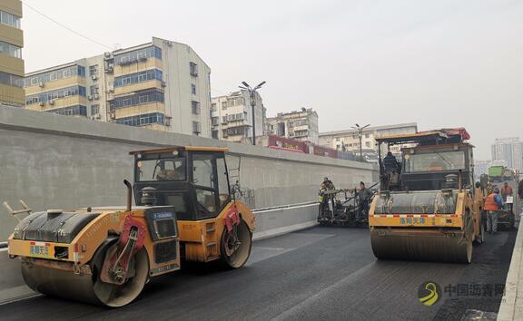 黑科技来袭！洛阳这条路零下20℃都不结冰 沥青网，sinoasphalt.com