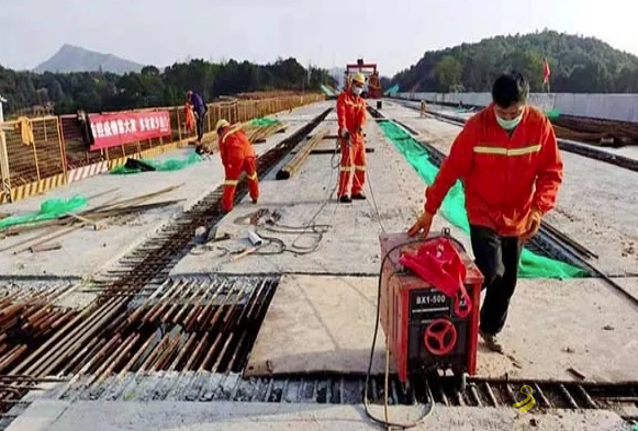 [湖南]长益扩容全线“多点开花” 施工现场复工忙 沥青网，sinoasphalt.com