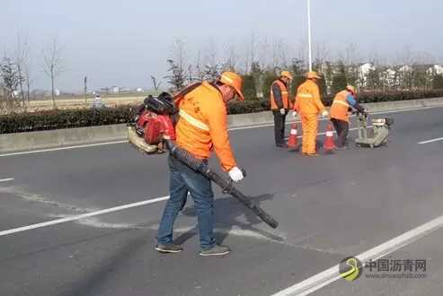 关于沥青路面裂缝修补技术，你至少知道这些 沥青网，sinoasphalt.com