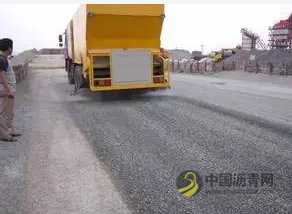 同步碎石封层技术 沥青网，sinoasphalt.com