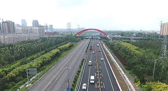 冲击式压路机用在哪里？高速扩建中冲击碾压机的作用 沥青网，sinoasphalt.com