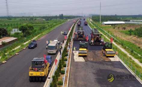 高速主路都是沥青路面，为何收费站会用水泥路面？ 沥青网，sinoasphalt.com