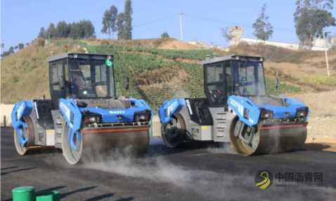 全球首条无人驾驶机械铺筑沥青的高速公路，就是它！ 沥青网，sinoasphalt.com