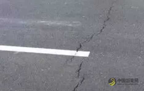 高速公路沥青路面病害的原因及预防措施！ 沥青网，sinoasphalt.com