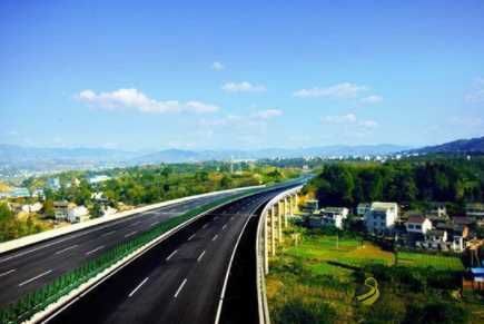 高速公路沥青混凝土路面上面层工程质量关键因素 沥青网，sinoasphalt.com