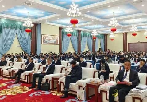 第二届全国公路路衍经济高峰论坛在敦煌召开 沥青网,sinoasphalt.com