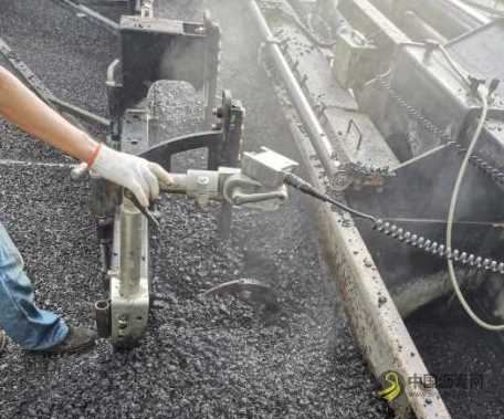 山东高速建材集团自主研发TR-500S沥青混合料增强剂 沥青网，sinoasphalt.com