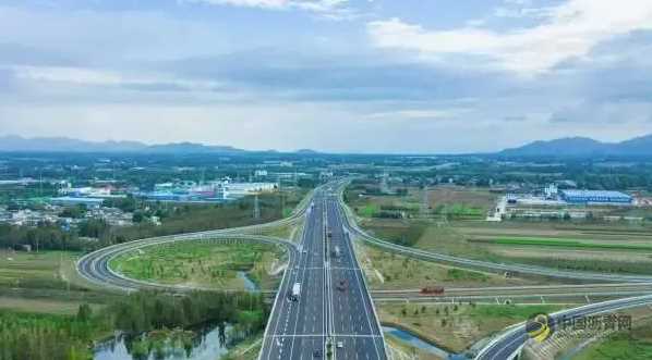 京台高速泰安至枣庄段改扩建项目正式通车 沥青网，sinoasphalt.com