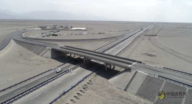 8月底通车！第三条进出疆高速公路大通道来啦 沥青网，sinoasphalt.com
