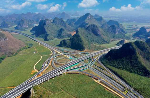 广西两条高速公路建成通车 广西交投投建 沥青网，sinoasphalt.com