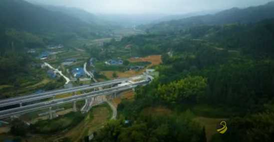 海韵低碳净味改性沥青成功应用于芷铜高速椿木山隧道项目 沥青网，sinoasphalt.com