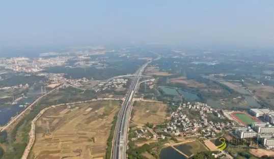 长深扩建项目沥青中面层试验段摊铺顺利完成 沥青网，sinoasphalt.com