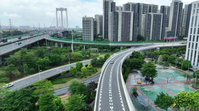 超养眼！这里的公路太太太美了！ 沥青网，sinoasphalt.com