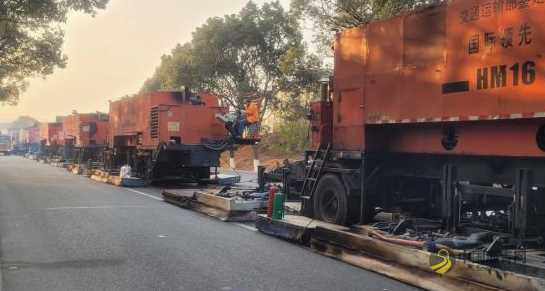 新型工艺铺好路 全力以赴护春运 沥青网,sinoasphalt.com