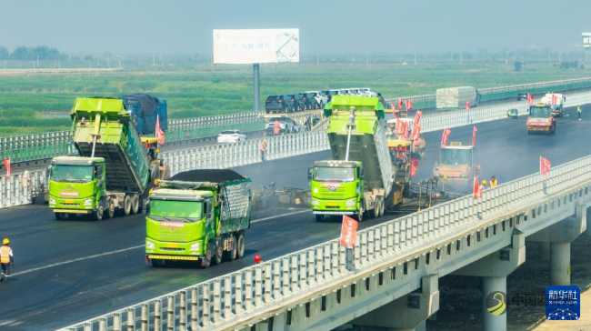 京哈高速公路改扩建工程盘锦段主线贯通 沥青网,sinoasphalt.com